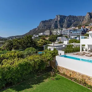 The Aven Hotel