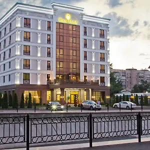 the-plaza.hotels-of-almaty.com/